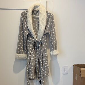 Covington Gray and White Polka Dot Fleece Fleece Robe